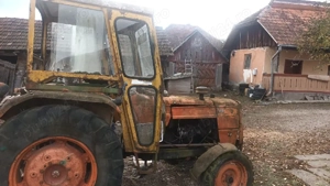 Vand sau dezmembrez fiat 615