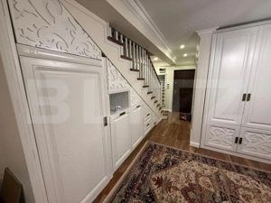  Apartament de lux cu 3 camere, 120 mp, curte privată de 70 mp, zona Palas Mall - imagine 3