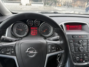 Opel Astra j Turbo 170CP pret negociabil - imagine 2