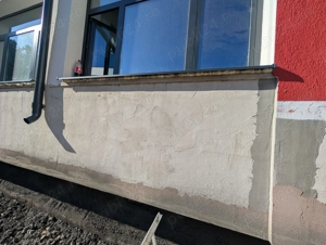 Reparații și reglaje uși și ferestre 