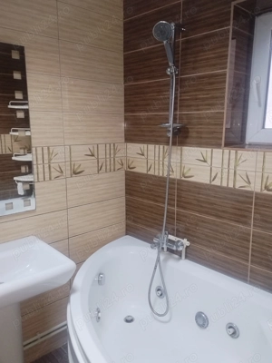 Apartament de vânzare - imagine 2