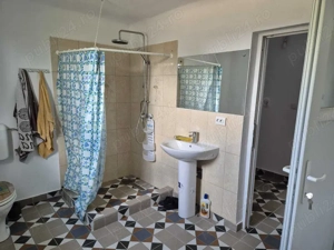 Casa 4 camere + spatiu comercial stradal + teren 1500 mp - imagine 5