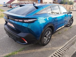  Noul Peugeot 408, An 2023, 1.2L PureTech 130 S&S EAT8 Allure Pack Automat  - imagine 3