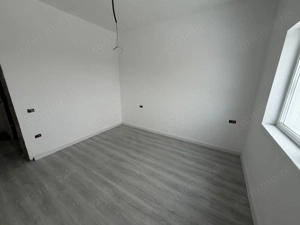 Finisaje la alegere. Spatios. 2 bai. 2 locuri de parcare - imagine 10