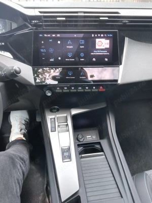  Noul Peugeot 408, An 2023, 1.2L PureTech 130 S&S EAT8 Allure Pack Automat  - imagine 7