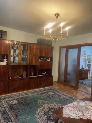 Vand vila deosebita , situata central - imagine 3