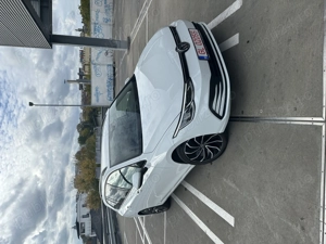 Vand Golf 8, 2022, 2.0 diesel 116 cai, automatic 7+1, km 157.000 - imagine 2