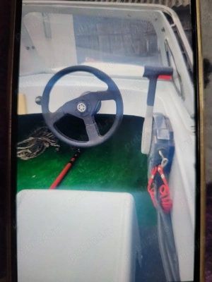 Vînd barcă Delfin 3,80m cu motor Yamaha - imagine 2