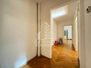 Apartament cu 3 camere, decomantat, etajul 2 , zona Spitalul Judetean - imagine 8