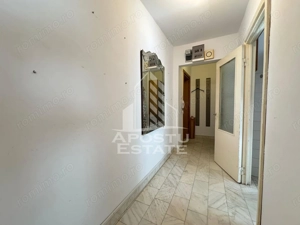 Apartament cu 3 camere, decomantat, etajul 2 , zona Spitalul Judetean - imagine 5