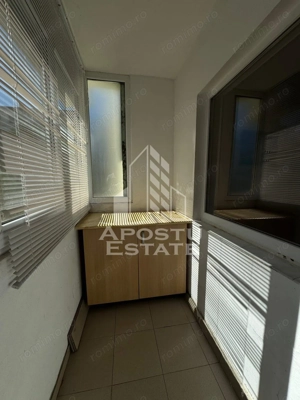 Apartament cu 3 camere, decomantat, etajul 2 , zona Spitalul Judetean - imagine 2