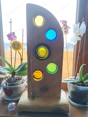 Decorațiune din lemn și sticlă reciclate . - imagine 3