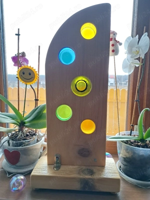 Decorațiune din lemn și sticlă reciclate . - imagine 4