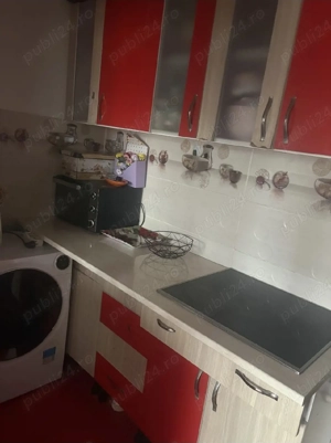 Garsoniera, Etaj 2, Podu Ros apropiere