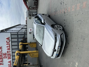 Vand Golf 8, 2023, 2.0 diesel, 116 cai, automat 7+1, km 199.000 - imagine 5