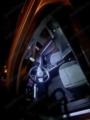 Vand Golf 8, 2023, 2.0 diesel, 116 cai, automat 7+1, km 199.000 - imagine 6