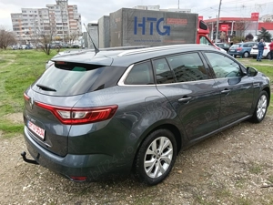 Megan 4 An 2018 Benzina 1.3 - imagine 3