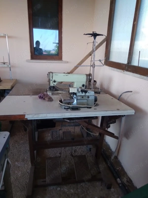 Vand o masina de cusut simpla si una de sulfilat - imagine 2