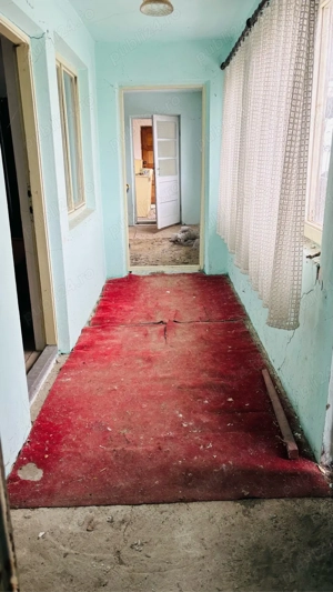 Vând casă și teren Pucioasa  - imagine 6