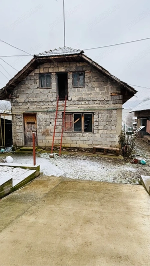 Vând casă și teren Pucioasa  - imagine 3