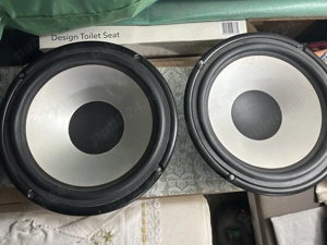 Vând difuzoare diferite mărimi 