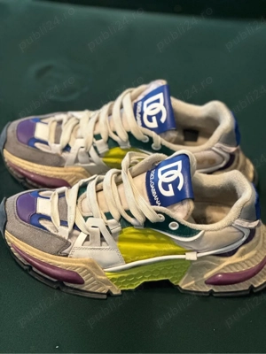 Vând adidași originali Dolce & Gabbana D&G, mărimea 39.