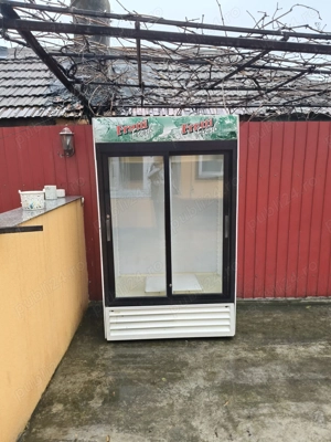 Vitrina frigorifica schimb cu Smart TV peste 55 "