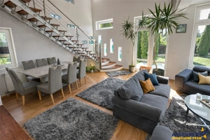 FILM Tur3D! Casa premiata Romania, 1.600mp teren, gradina asezonata, Miercurea- Ciuc, Harghita