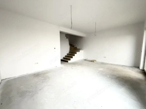 Duplex 4 camere, 100 mp utili, 330 mp teren - Giroc