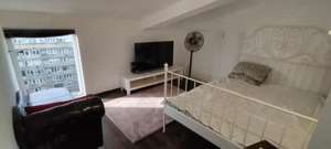 Garsoniera piata Universității, central