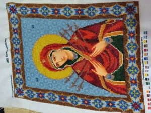 Icoana cu margele Maica Domnului cu 7 Sageti