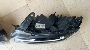 Faruri originale Dacia Duster  - imagine 3