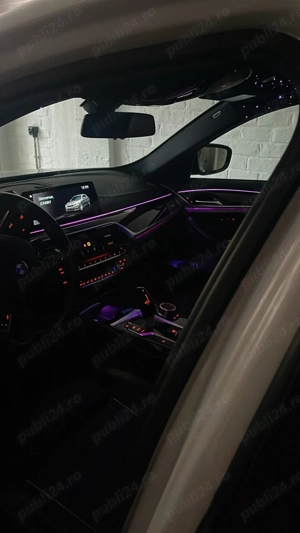 Bmw G30  interior seria 7 - imagine 3