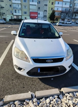 Vând Ford focus 2010 
