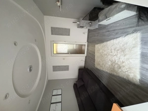 Ap. 2 camere decomandat, 50 mp, etaj 2   Zona Modern, centrală proprie, mobilat