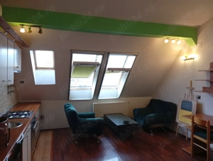 Garsonieră de închiriat 