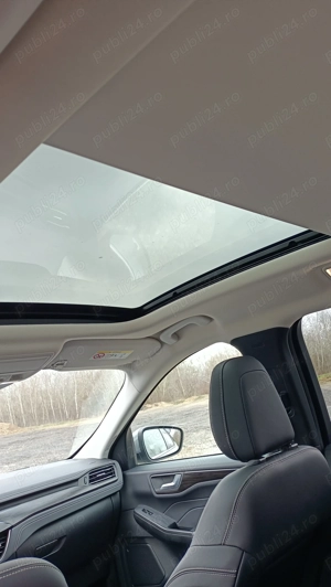 Ford Kuga Vignale plug in hibrid 2,5L, 225 CP, an fabricatie 2023 - imagine 3