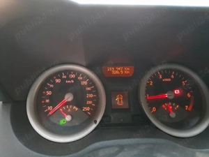 Vând Renault Megane 2005 - imagine 2