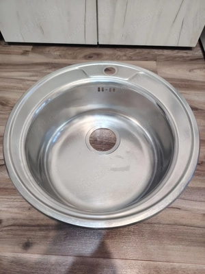 Vand ghiuveta rotunda