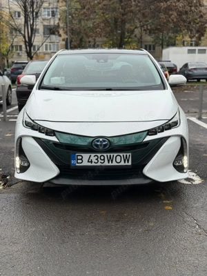 Vând Toyota Prius Prime PHV