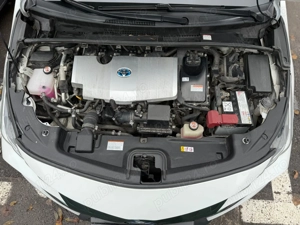 Vând Toyota Prius Prime PHV - imagine 10
