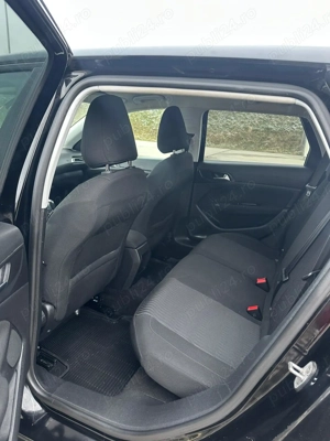 Vănd autoturism marca PEUGEOT 308, an 2016, Euro 6, înmatriculat, 1.2 benzinza, 185000 km - imagine 2