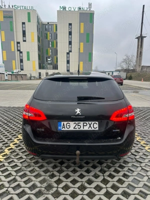 Vănd autoturism marca PEUGEOT 308, an 2016, Euro 6, înmatriculat, 1.2 benzinza, 185000 km - imagine 3