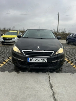 Vănd autoturism marca PEUGEOT 308, an 2016, Euro 6, înmatriculat, 1.2 benzinza, 185000 km