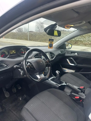 Vănd autoturism marca PEUGEOT 308, an 2016, Euro 6, înmatriculat, 1.2 benzinza, 185000 km - imagine 9