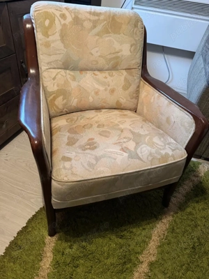 vând fotoliu deosebit