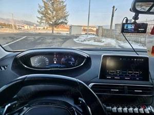 Peugeot 5008 1.6 BlueHDi Automată, 7 locuri   2017 2018   Stare excelentă - imagine 8