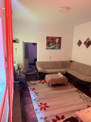 Capitol centru casa din caramda 4 camere pozitionata foarte bine - imagine 5