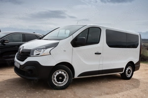 RENAULT TRAFIC 8+1 An 2018, Kilometraj 91000 KM - imagine 3