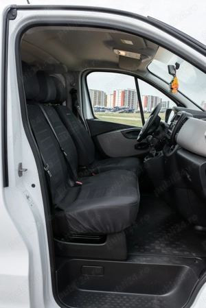 RENAULT TRAFIC 8+1 An 2018, Kilometraj 91000 KM - imagine 4